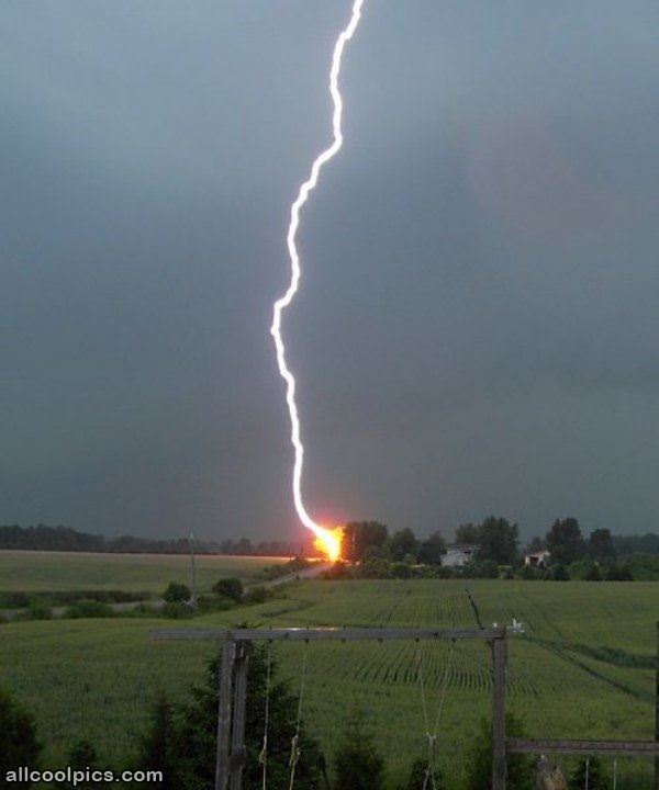 Really Cool Lightning Strike